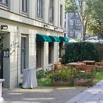 Unique Apartment In Great Location